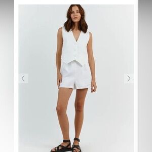 DISSH White High Waist Women Shorts